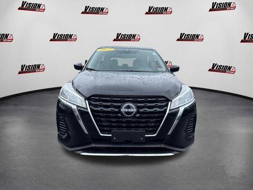 2022 Nissan Kicks S