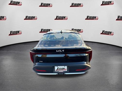 2025 Kia K4 