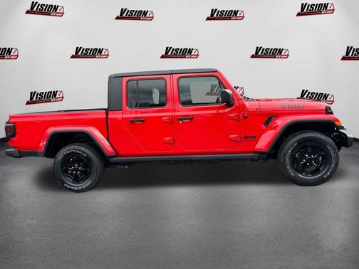Firecracker Red Clearcoat 2023 Jeep Gladiator Sport