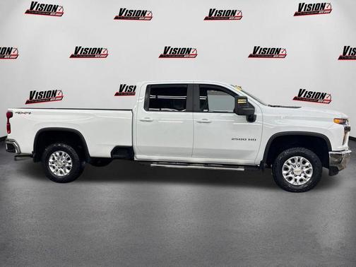 Summit White 2021 Chevrolet Silverado 2500 LT