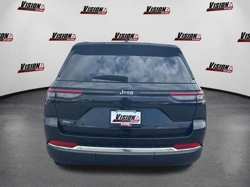 2022 Jeep Grand Cherokee 4xe Base