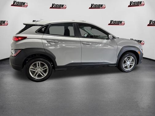Cyber Silver 2023 Hyundai KONA SE