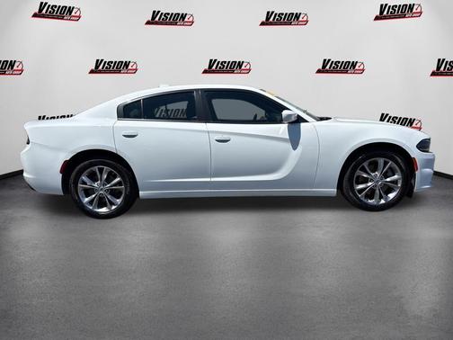 White Knuckle Clearcoat 2022 Dodge Charger SXT