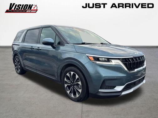 2024 Kia Carnival EX