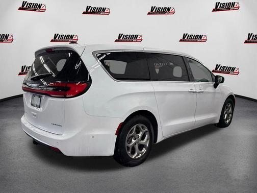 2024 Chrysler Pacifica Limited