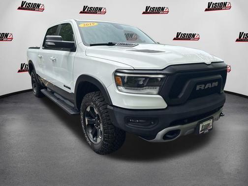 Bright White Clearcoat 2019 RAM 1500 Rebel
