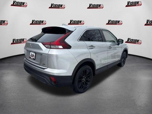 2022 Mitsubishi Eclipse Cross LE