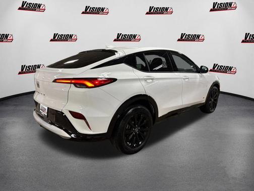 Summit White 2025 Buick Envista Sport Touring