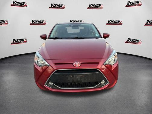 2020 Toyota Yaris Sedan LE