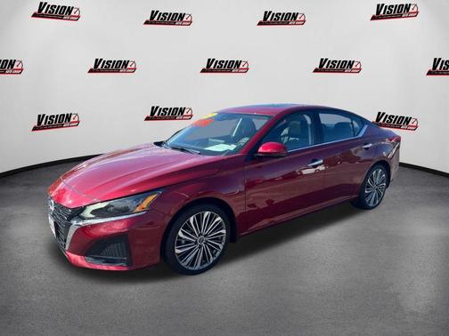 2025 Nissan Altima SL