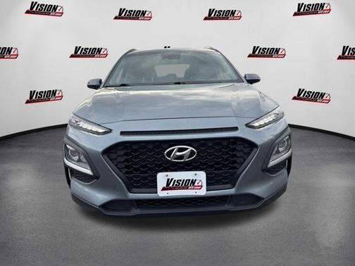2020 Hyundai KONA SEL