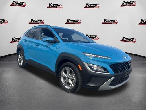 2022 Hyundai KONA SEL