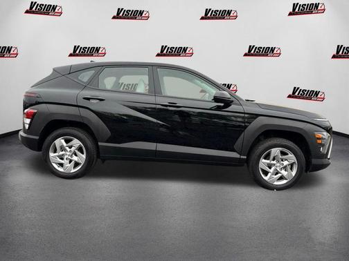 2025 Hyundai KONA SE