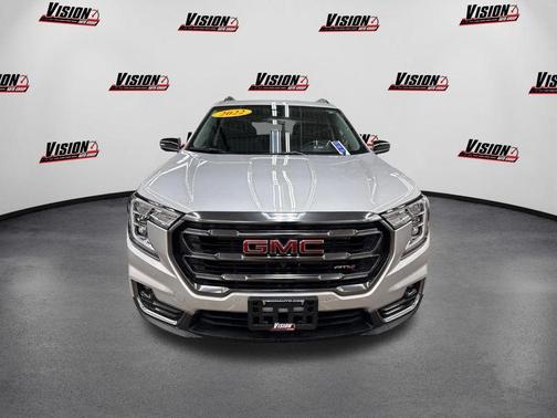 2022 GMC Terrain AT4