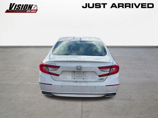 2019 Honda Accord Touring 2.0T