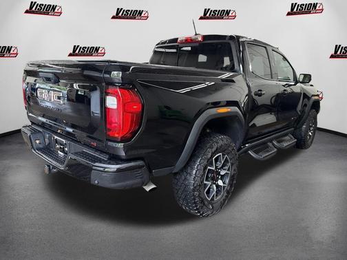 Onyx Black 2024 GMC Canyon AT4X