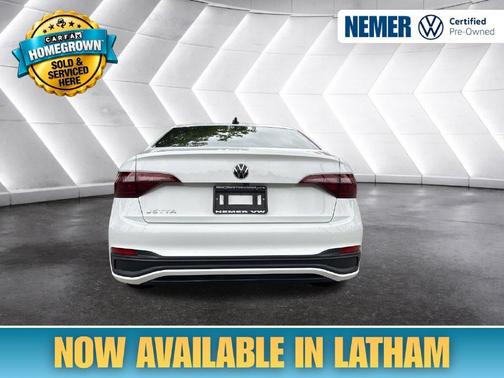 Pure White 2024 Volkswagen Jetta 1.5T Sport