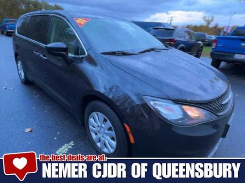 2021 Chrysler Voyager L