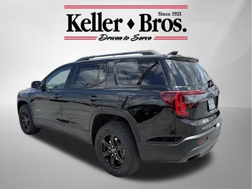 2023 GMC Acadia AT4