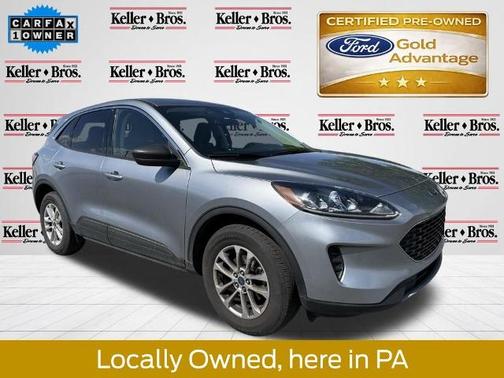 ICONIC SILVER 2022 Ford Escape SE