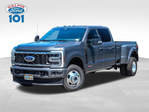 Carbonized Gray Metallic 2026 Ford F-350 Platinum