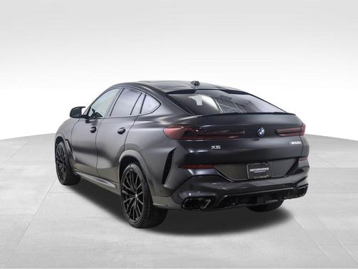 2026 BMW X6 M60i