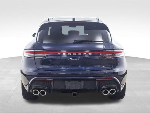 2023 Porsche Macan Base