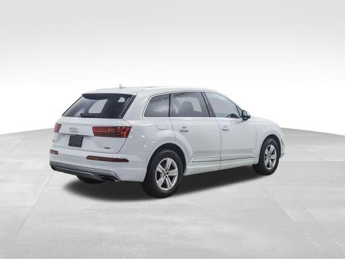 2018 Audi Q7 2.0T Premium Plus