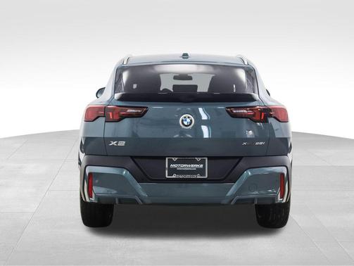 2025 BMW X2 xDrive28i