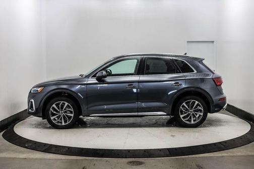 Photo 2 of 56 of 2022 Audi Q5 45 S line quattro Premium