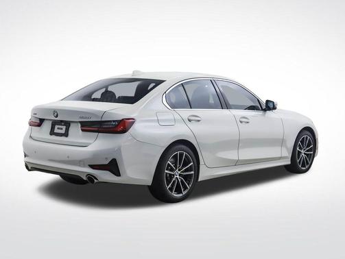 Alpine White 2019 BMW 330 xDrive