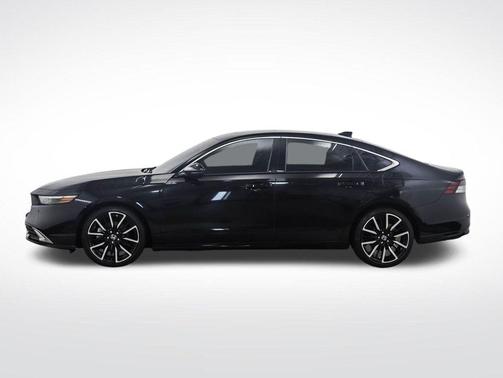 Crystal Black Pearl 2024 Honda Accord Hybrid Touring
