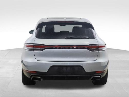 2020 Porsche Macan Base