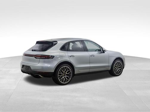 2020 Porsche Macan Base