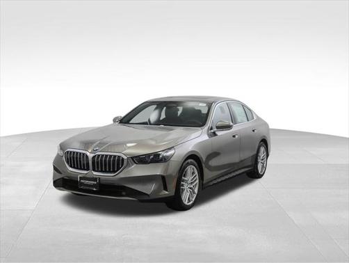 2025 BMW 530 i xDrive