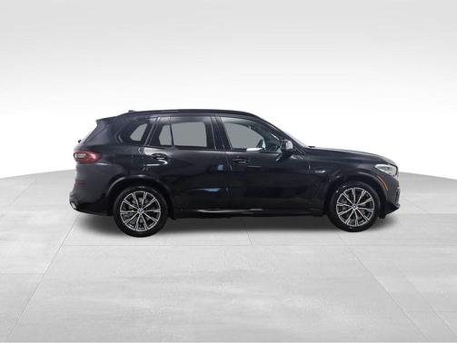 2022 BMW X5 PHEV xDrive45e