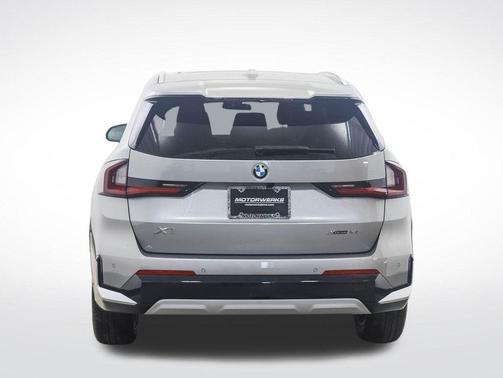 Space Silver Metallic 2026 BMW X1 xDrive28i