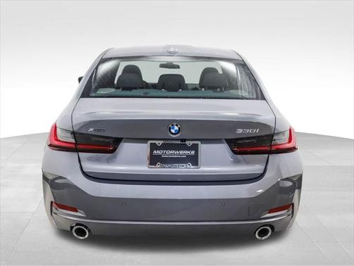 2025 BMW 330 i xDrive