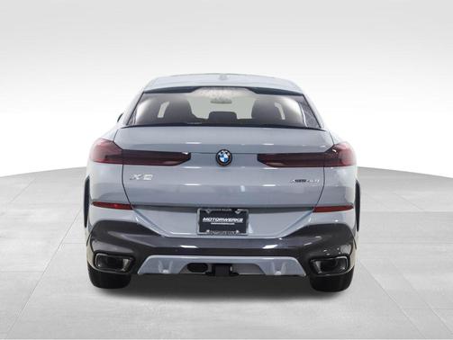 2026 BMW X6 xDrive40i