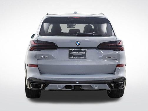 Brooklyn Grey Metallic 2026 BMW X5 xDrive40i