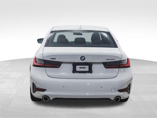 2021 BMW 330 xDrive