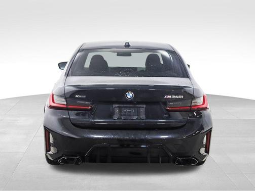 2025 BMW M340 xDrive