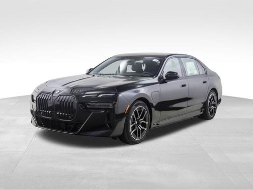 Black Sapphire Metallic 2026 BMW 750e i xDrive Sedan