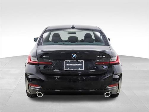 2025 BMW 330 i xDrive