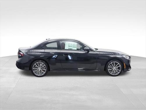 2024 BMW 230 i xDrive
