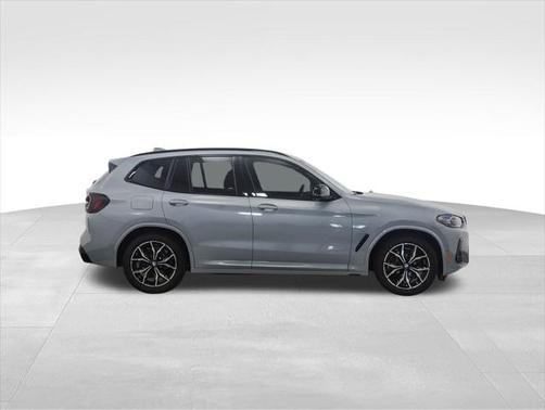 2023 BMW X3 M40i