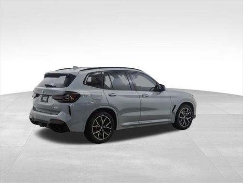 2023 BMW X3 M40i