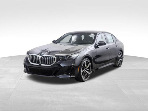 2026 BMW 550e xDrive