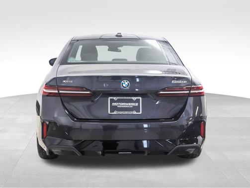 2026 BMW 550e xDrive