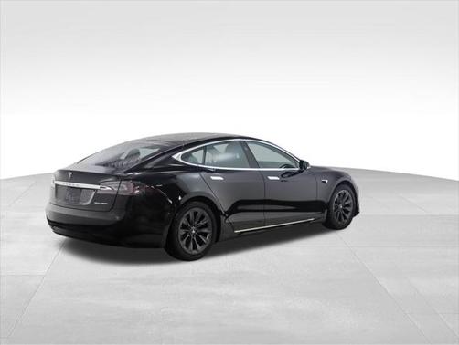 2021 Tesla Model S Long Range